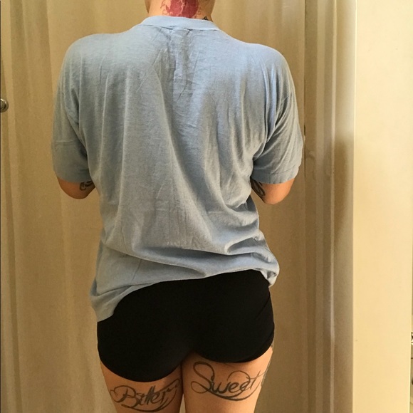 ▪️vintage | ‘79 baby blue Bahamas souvenir tee▪️ - Picture 6 of 6